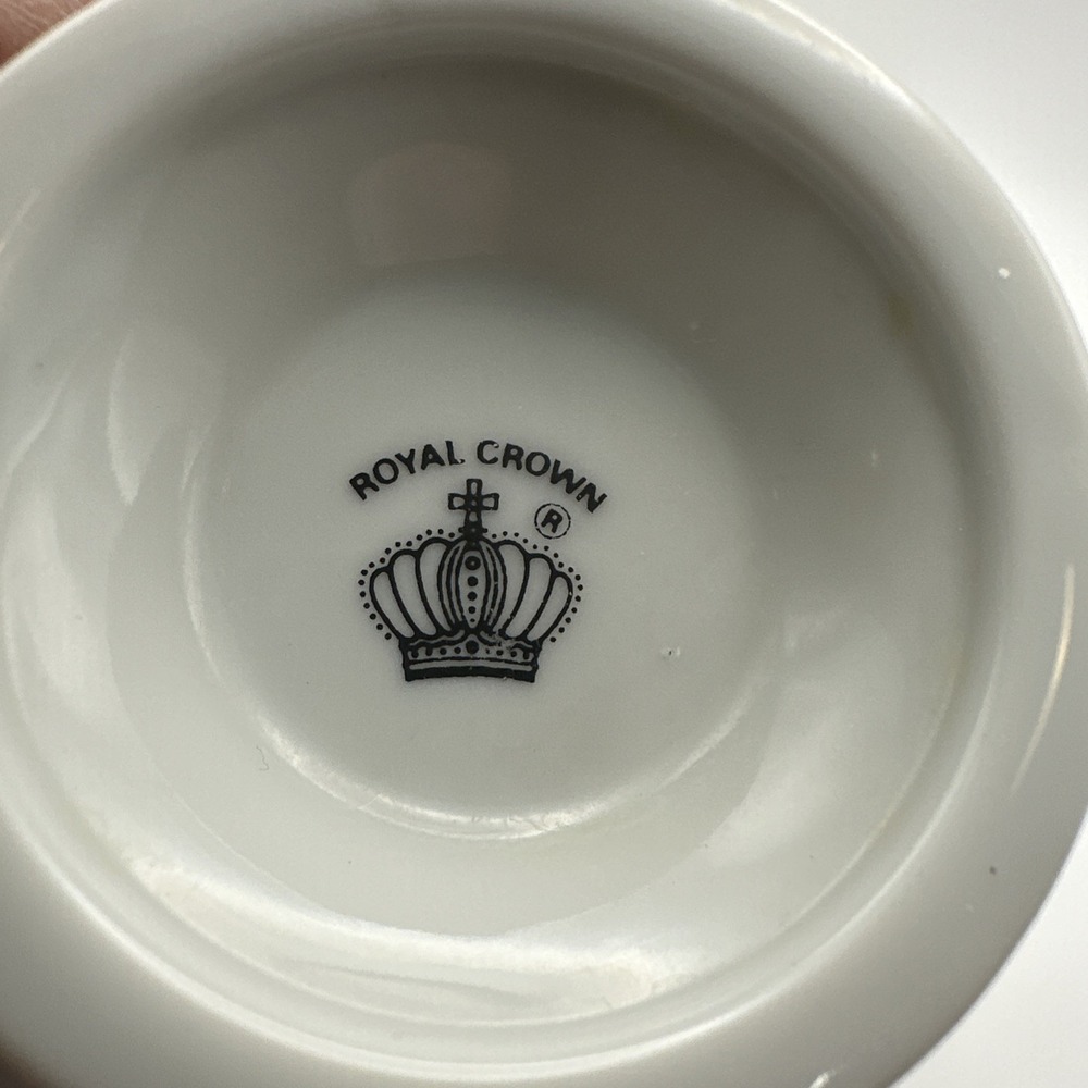 Vtg. Royal Crown Arnart Bird Pedestal Footed Porcelain Gold Trim Coffee Tea Cup - Picture 4 of 4